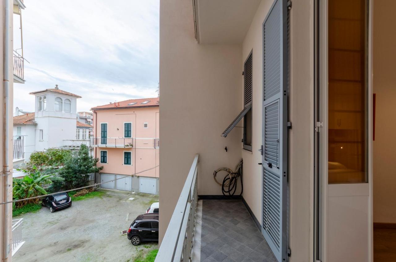 Joivy Apt For 4, Metres From Beach, In Sestri Levante Exteriör bild